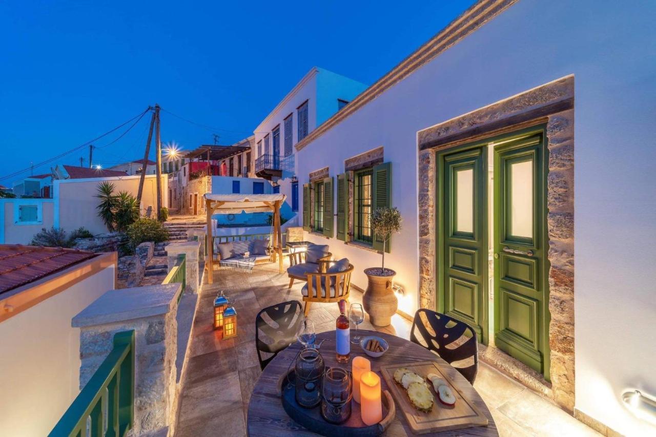 Muse Clio Villa Chalki Town Dış mekan fotoğraf
