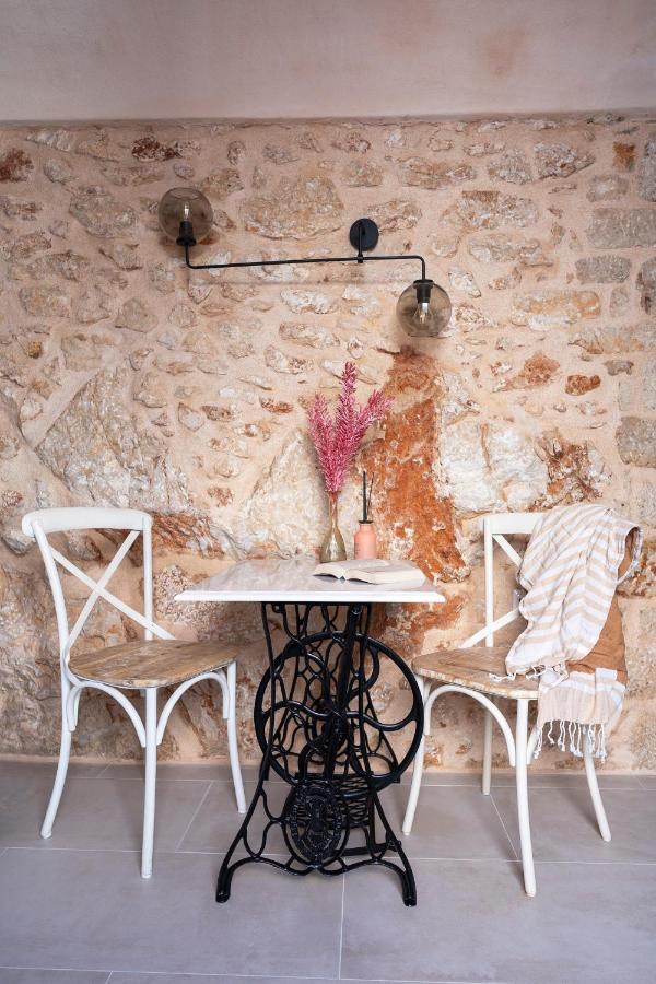 Muse Clio Villa Chalki Town Dış mekan fotoğraf